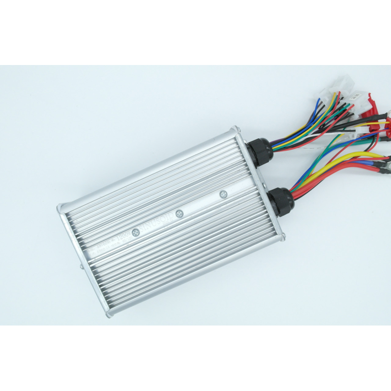 Контроллер для мотор-колеса синусний 48V-64V 1200W 45A Контроллер для мотор-колеса синусний 48V-64V 1200W 45A