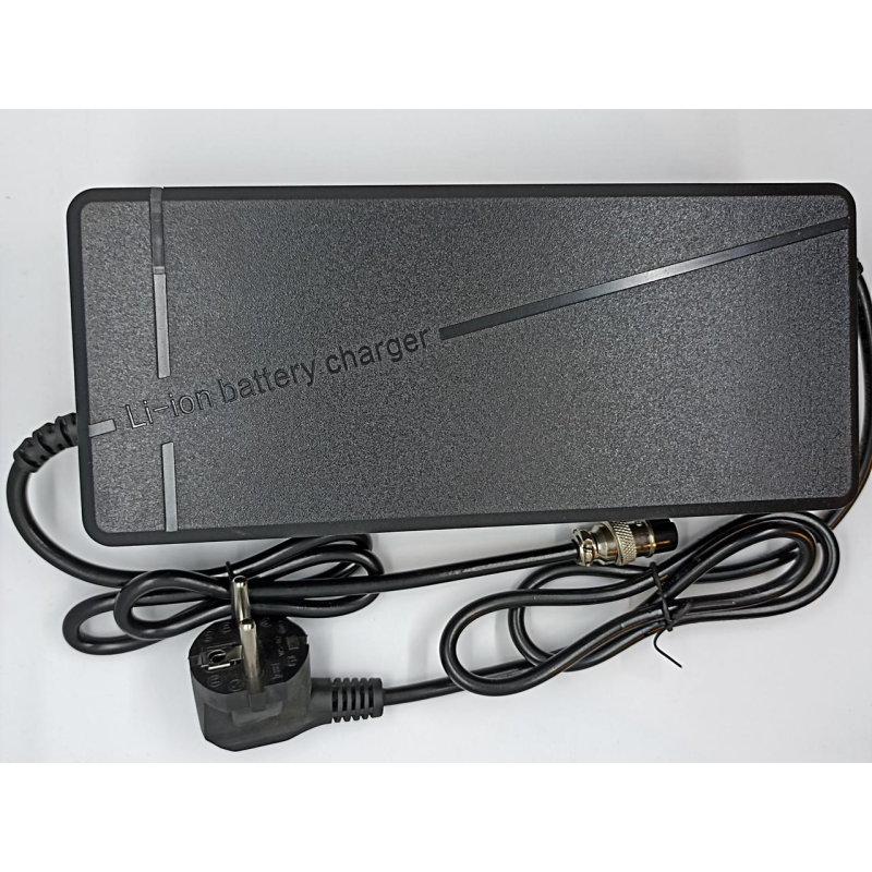 Зарядний пристрій 14s 8A (58.8V) li-ion GX16M